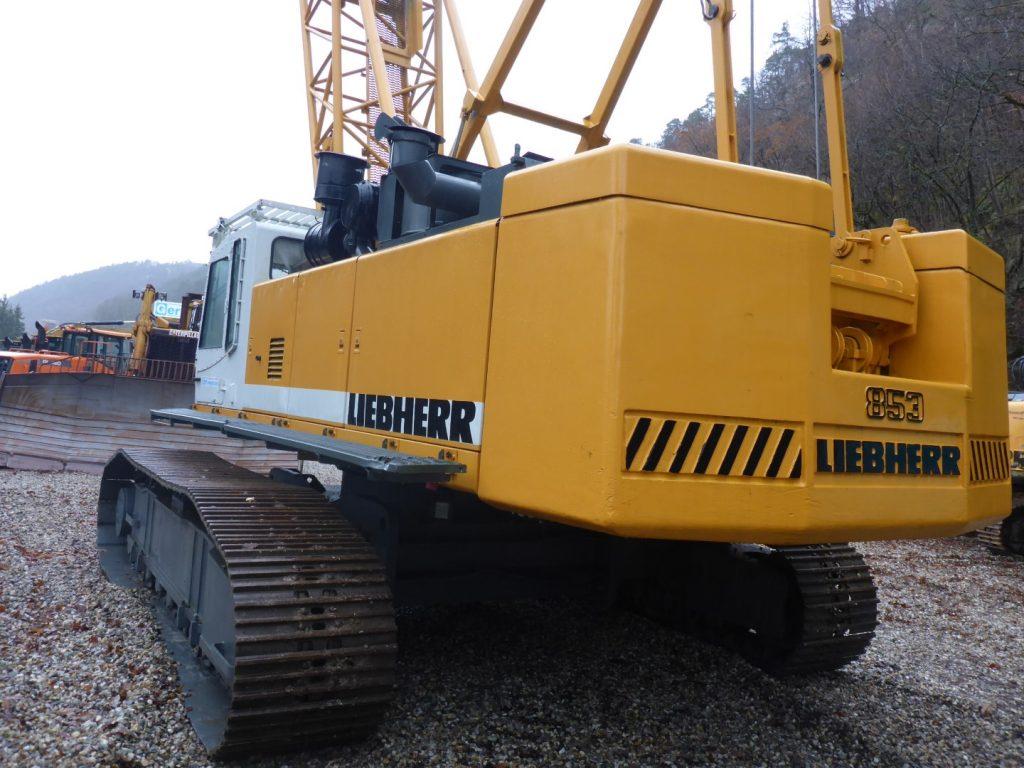 Latice boom crane Liebherr HS853 for civil engineering application