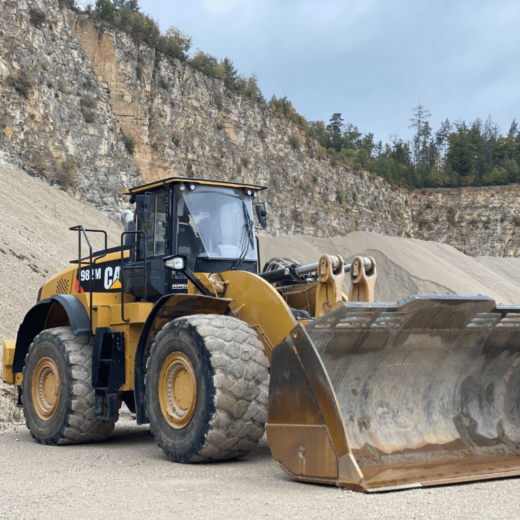 Cargadora de ruedas Caterpillar en cantera